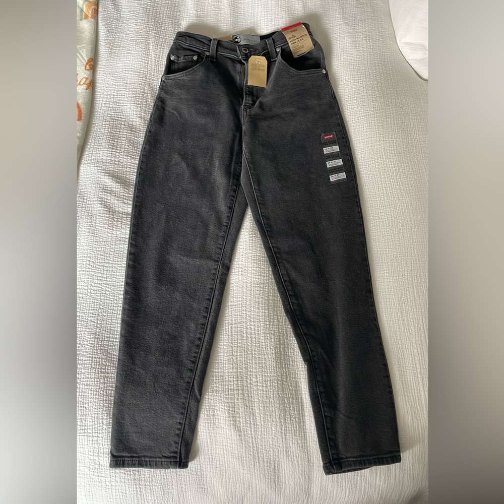 Levi Silver Tab: High Waisted Mom Jeans Stretch